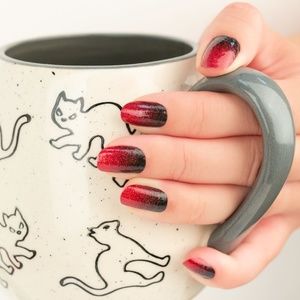 RETIRED Nail Strips Bloody Gorgeous Color Street